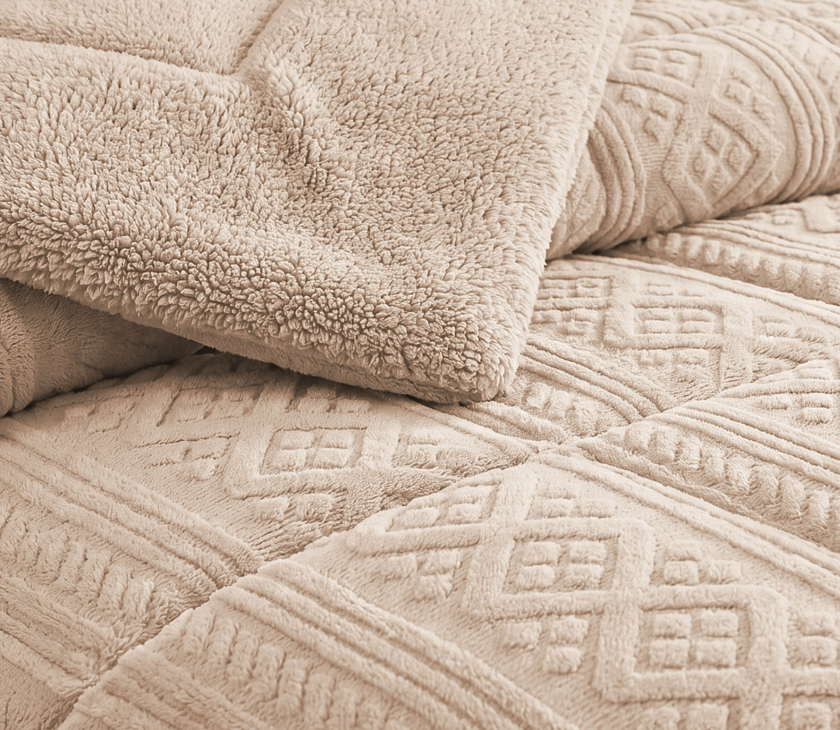 Edredón de Borreguito Nola Beige